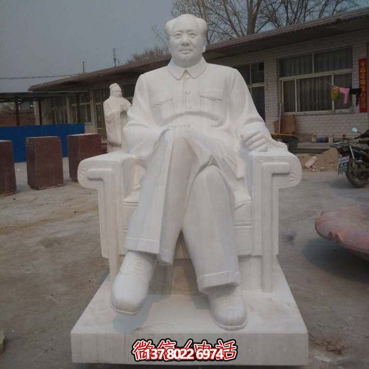 漢白玉石雕毛主席雕塑——走進(jìn)中國(guó)景區(qū)，欣賞傳統(tǒng)美術(shù)
