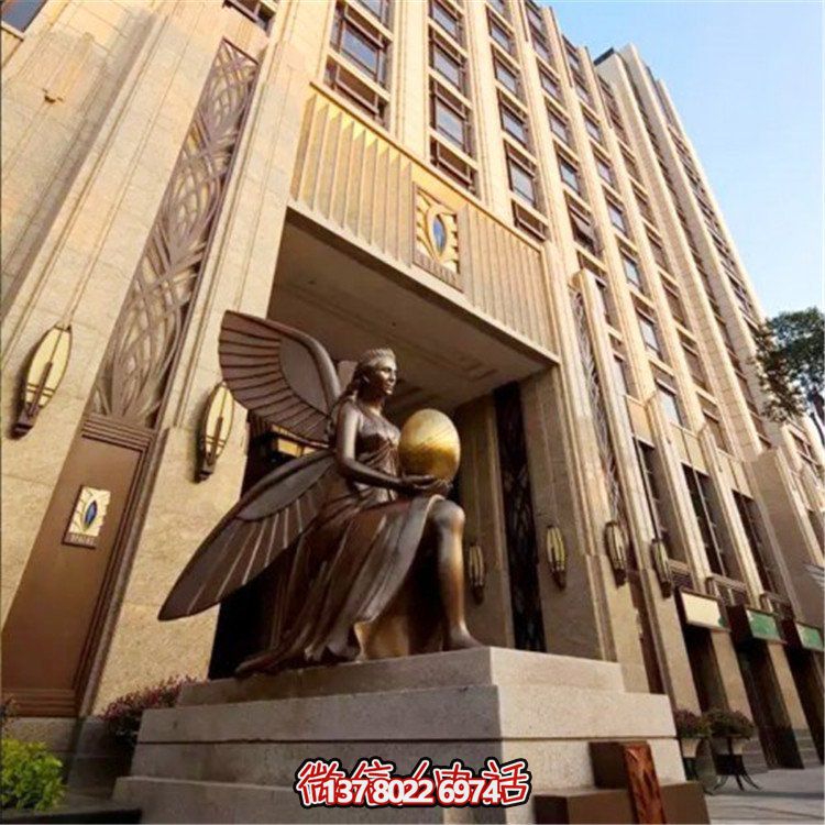 玻璃鋼仿銅西方女人物雕塑，為小區(qū)、寫字樓門前添彩