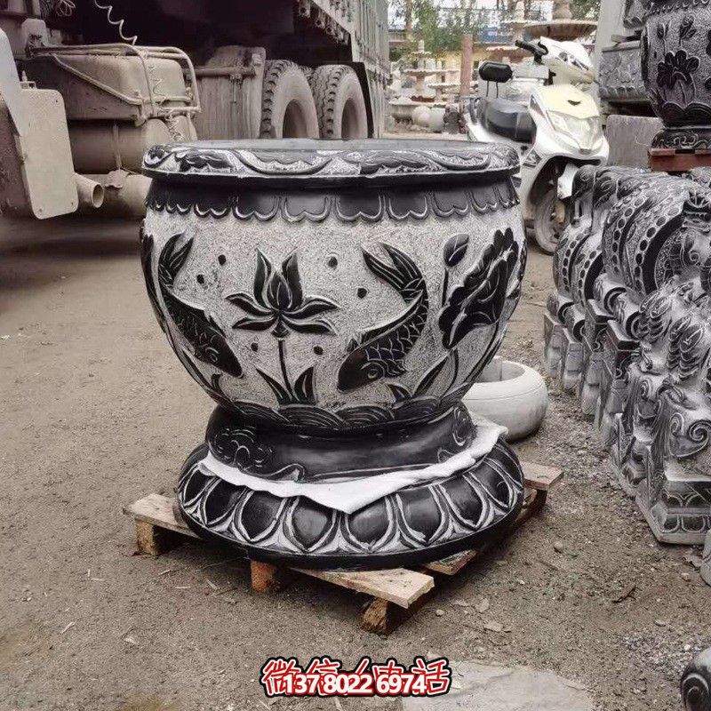 雅致雙魚石雕花盆，為您的庭院增添藝術(shù)氣息