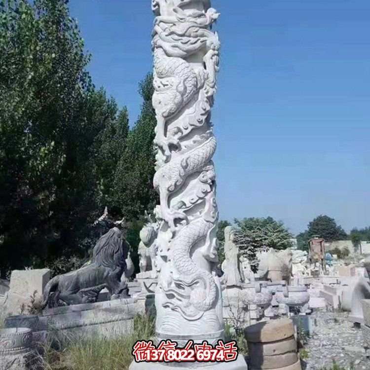 仿古石雕龍柱雕塑，為廣場(chǎng)增添古典魅力