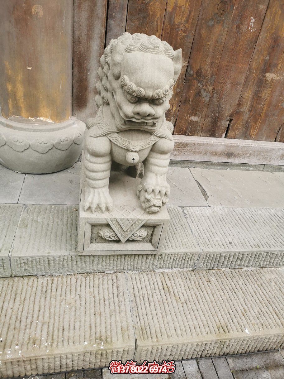 大理石石雕獅子雕塑，完美裝點(diǎn)庭院門口