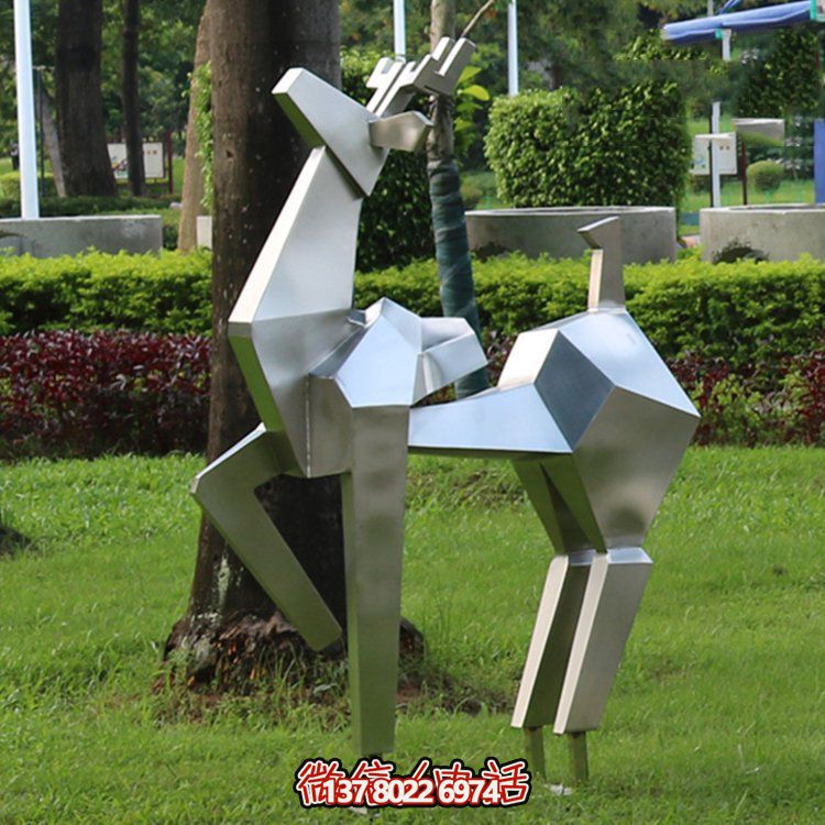 不銹鋼幾何切面鹿雕塑，優(yōu)雅動物景觀擺件