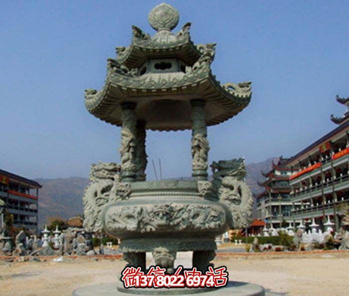 仿古寶蓋龍浮雕香爐，點綴景區(qū)廣場